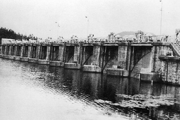보성광 수력발전소댐 전경(1940년대)