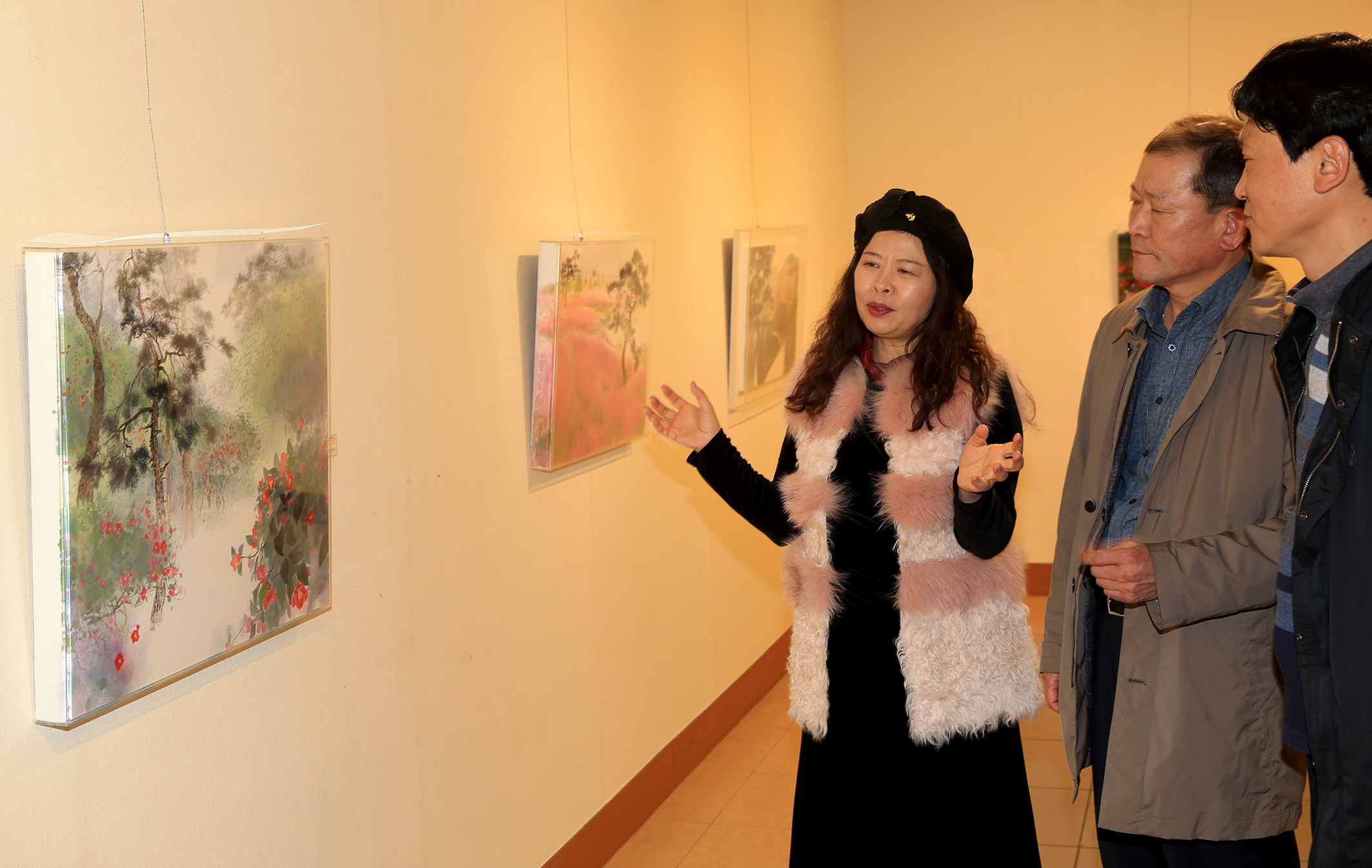 정회진 한국화가 ‘솔향과 꽃의 환희’展,1