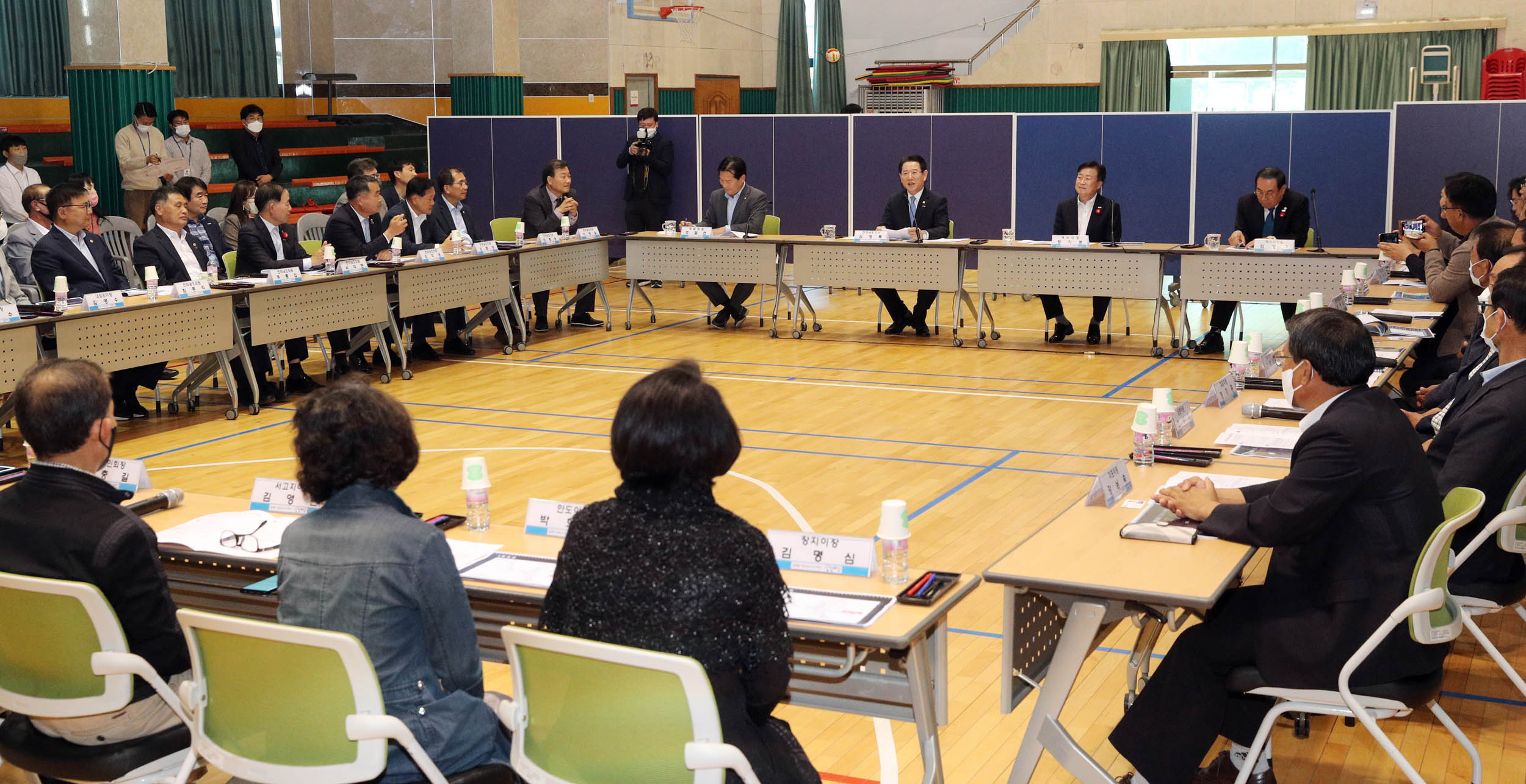 김영록 지사, 여수 금오도 주민과 해상교량 건설 간담회 가져2