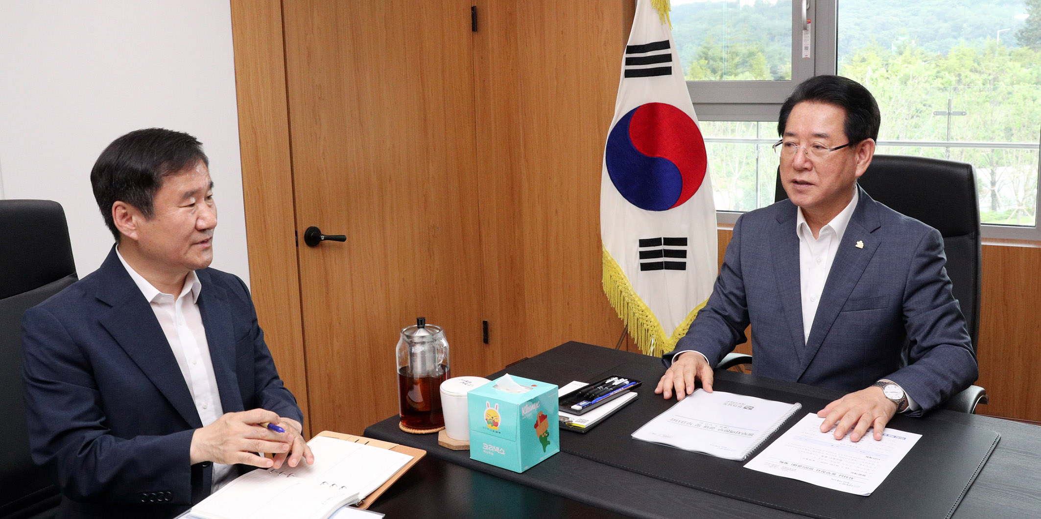 김영록 지사, 동부청사 1호결재 ‘광양국가산단 투자지원’2