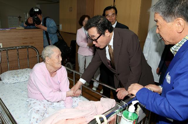이낙연 지사 국립소록도 병원 방문
