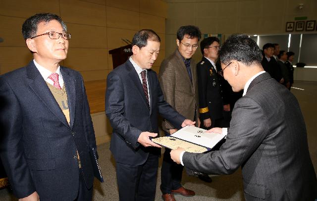 동부지역본부  밝고 활기찬 직장만들기 조성 공감소통 부서에서 최우수상 수상