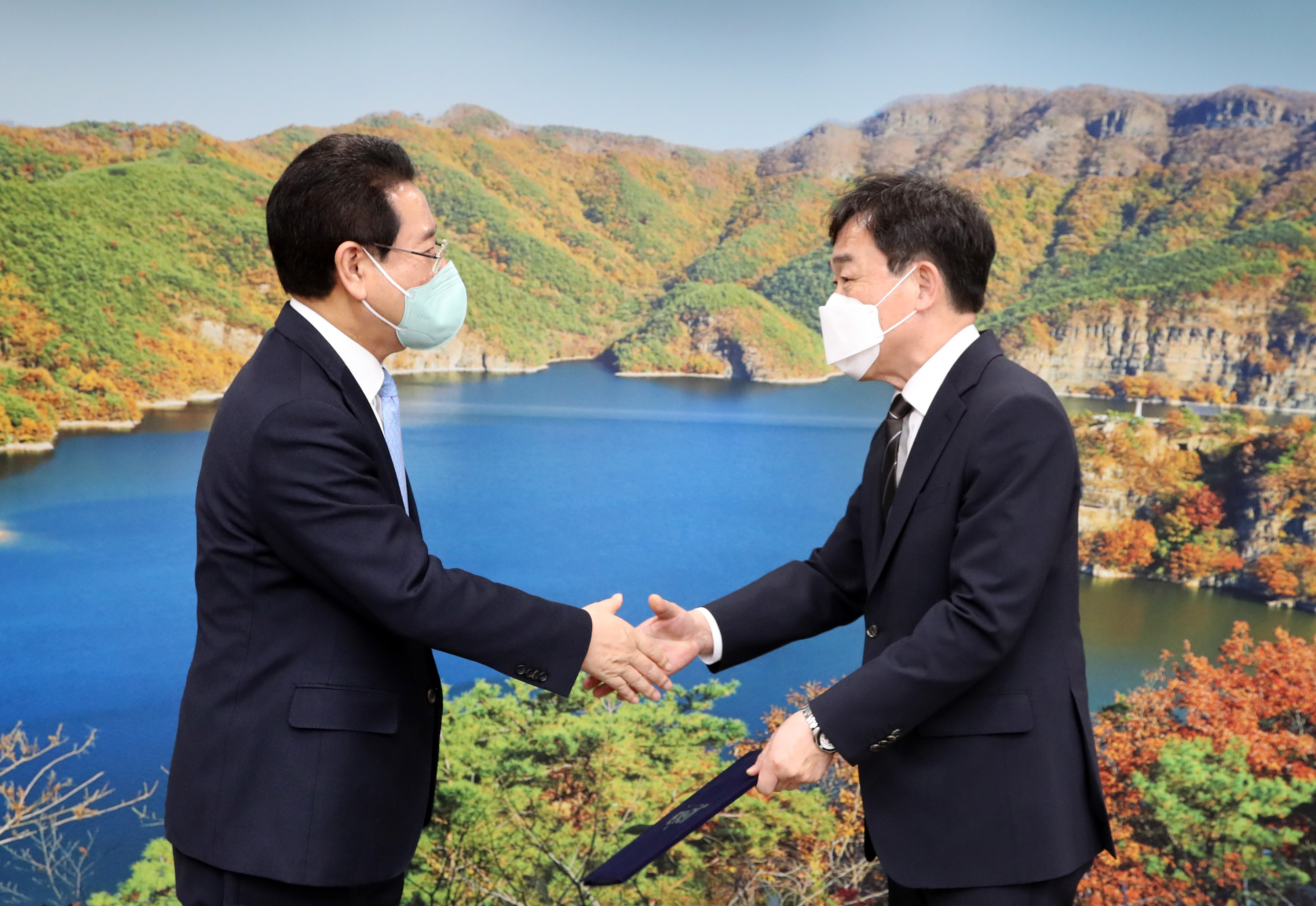 이인용 (재)전남정보문화산업진흥원장 임명장 수여2