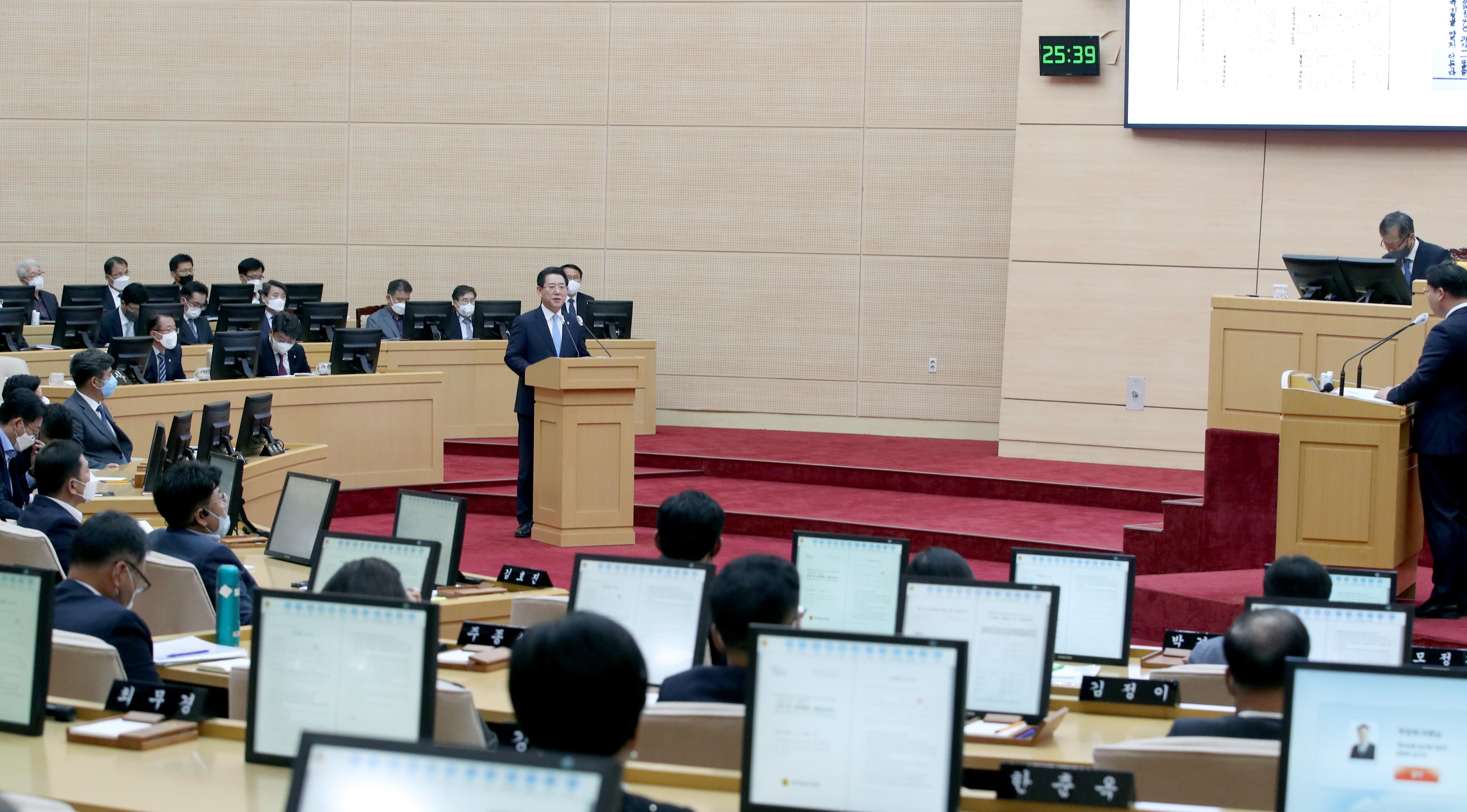 제366회 임시회 2차 본회의 도정질문 답변3