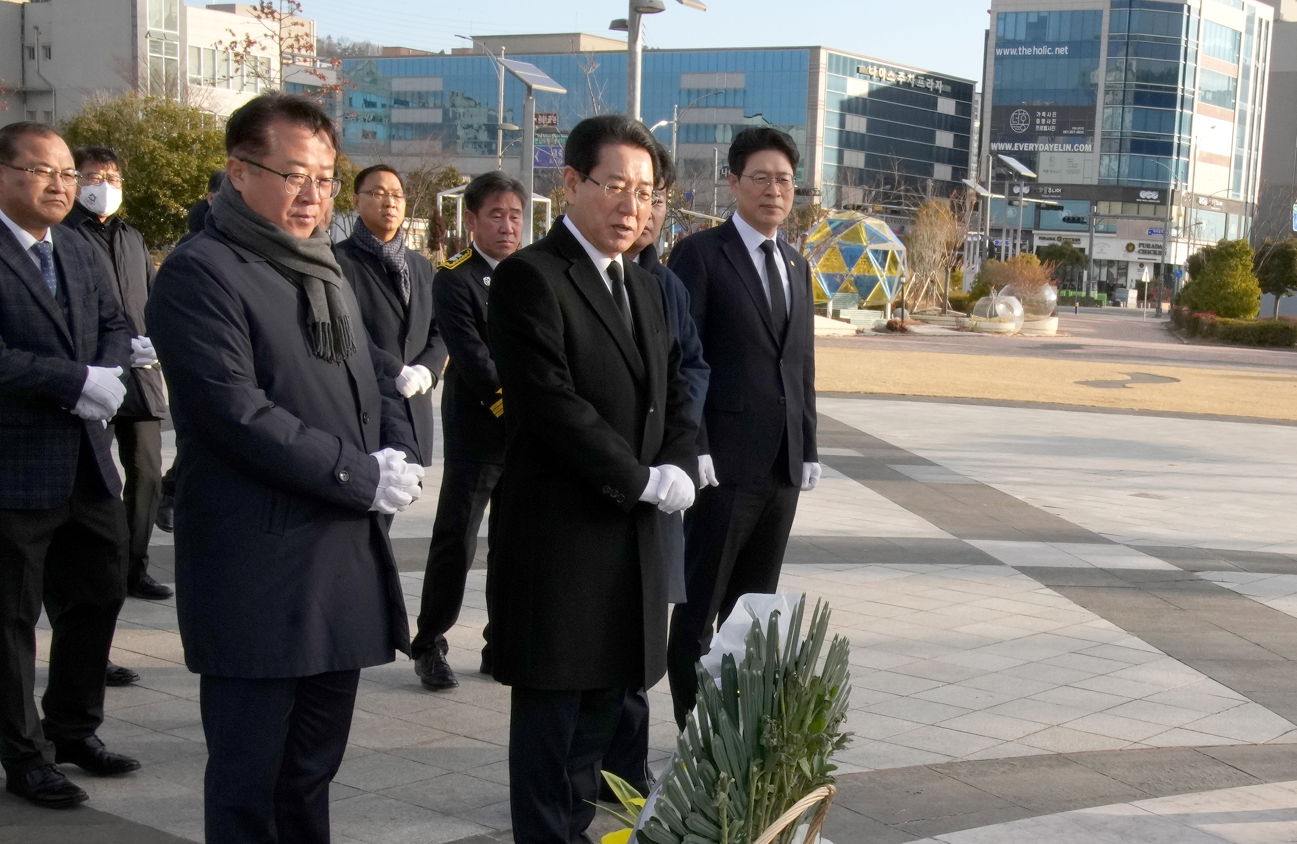 계묘년 새해 무안 故김대중동상 참배4