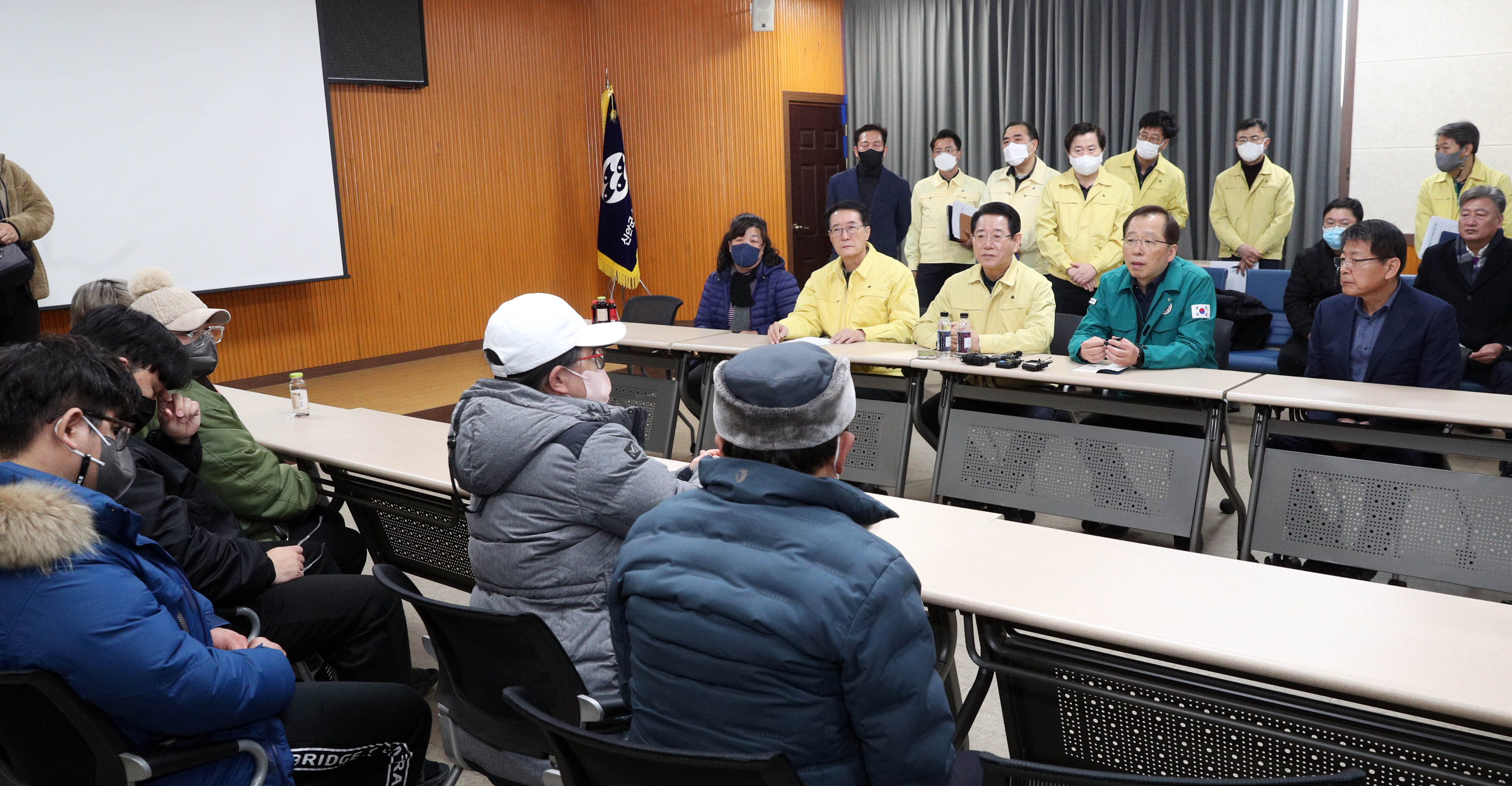 신안군 임자도 인근해상 청보호 전복사고 실종자 가족 면담2