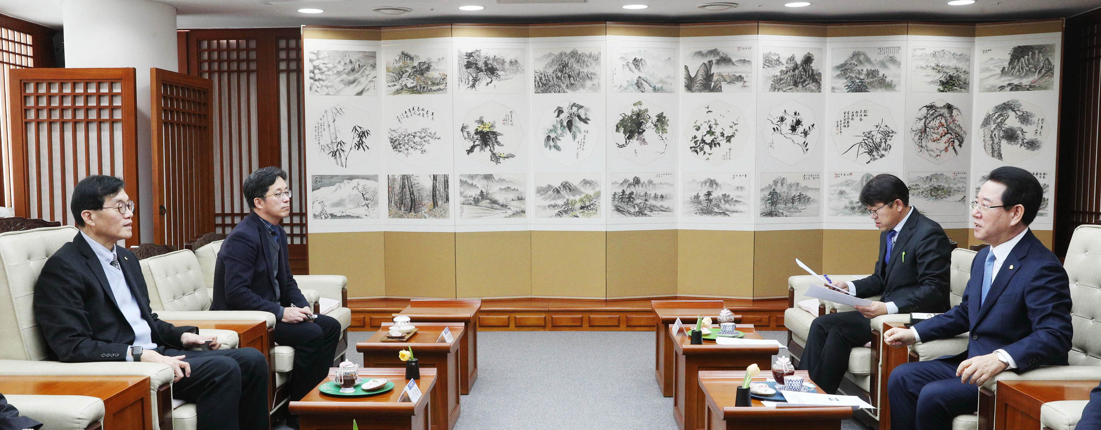 한국은행 총재 면담2