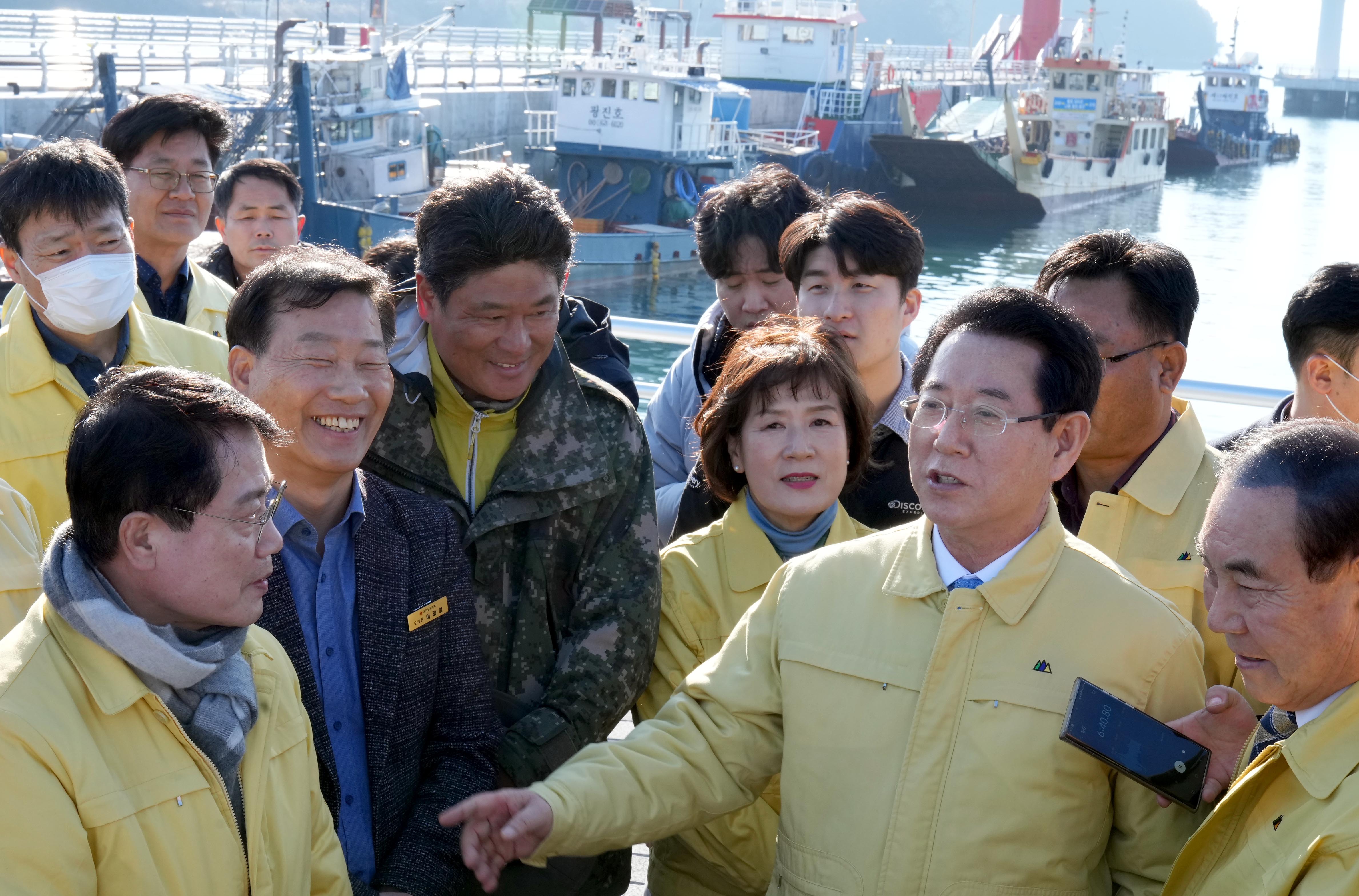 여수시 해상 가두리 저수온 피해 현장 점검1