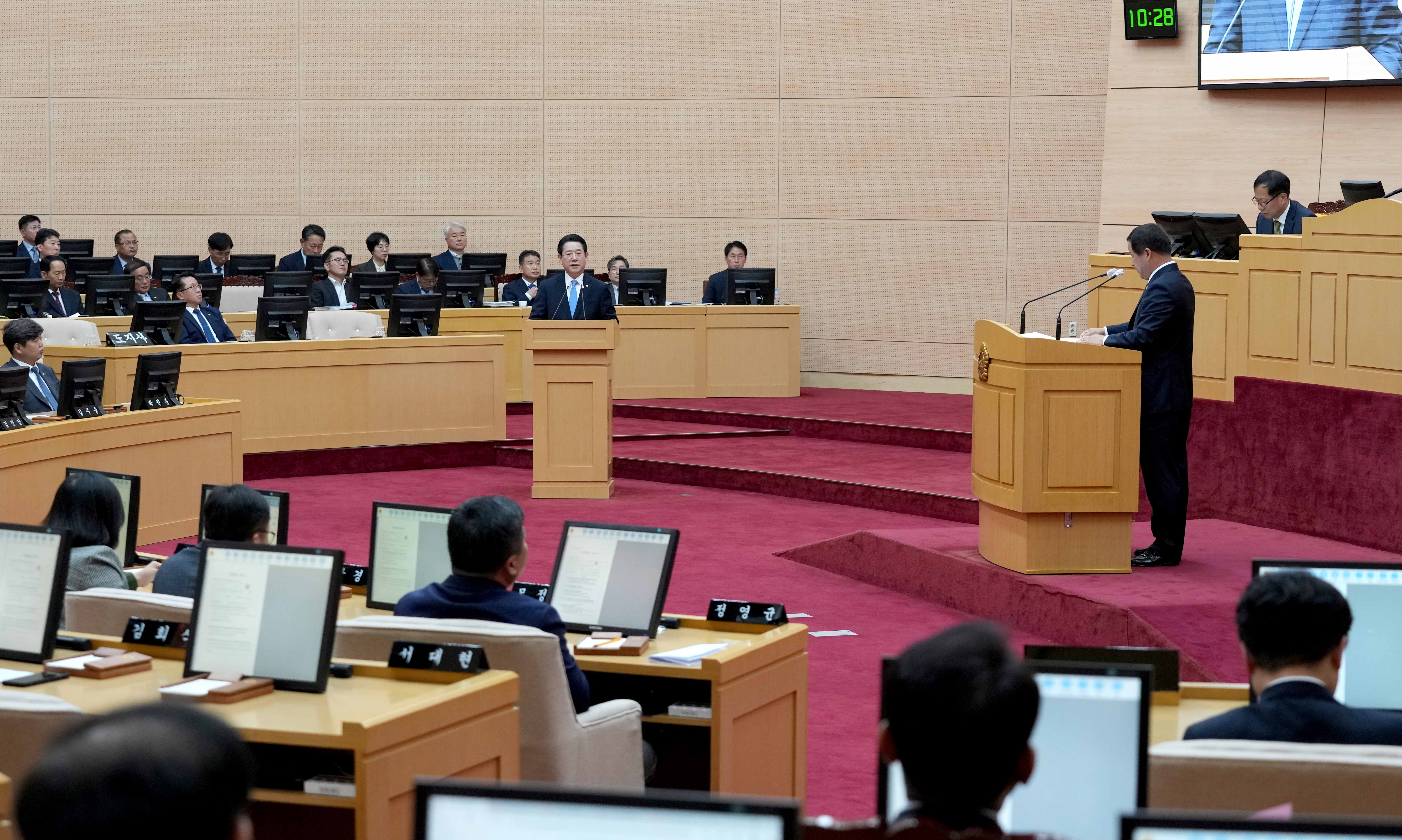 제370회 임시회 2차 본회의 도정질문 답변3