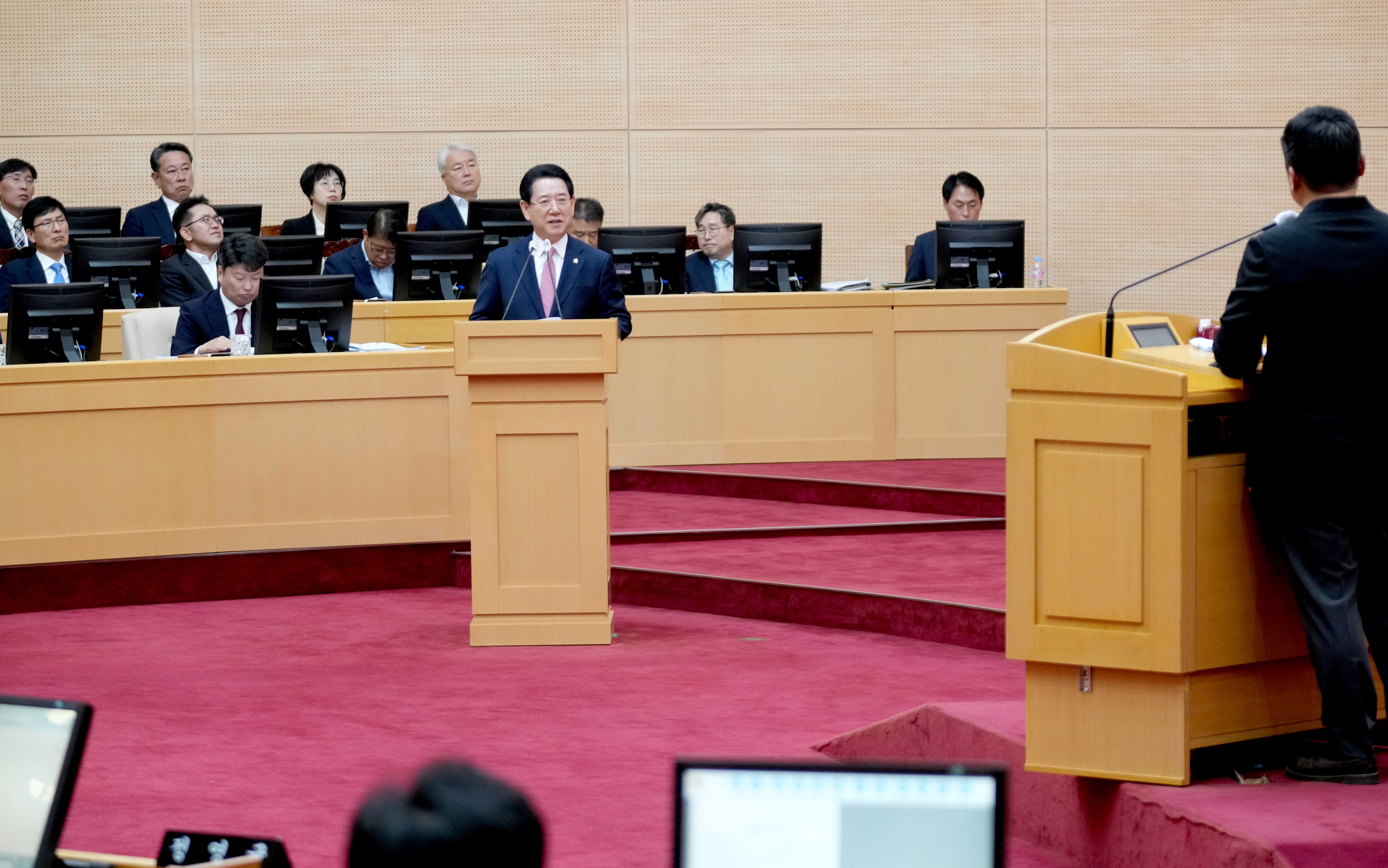 제370회 임시회 3차 본회의 도정질문 답변3