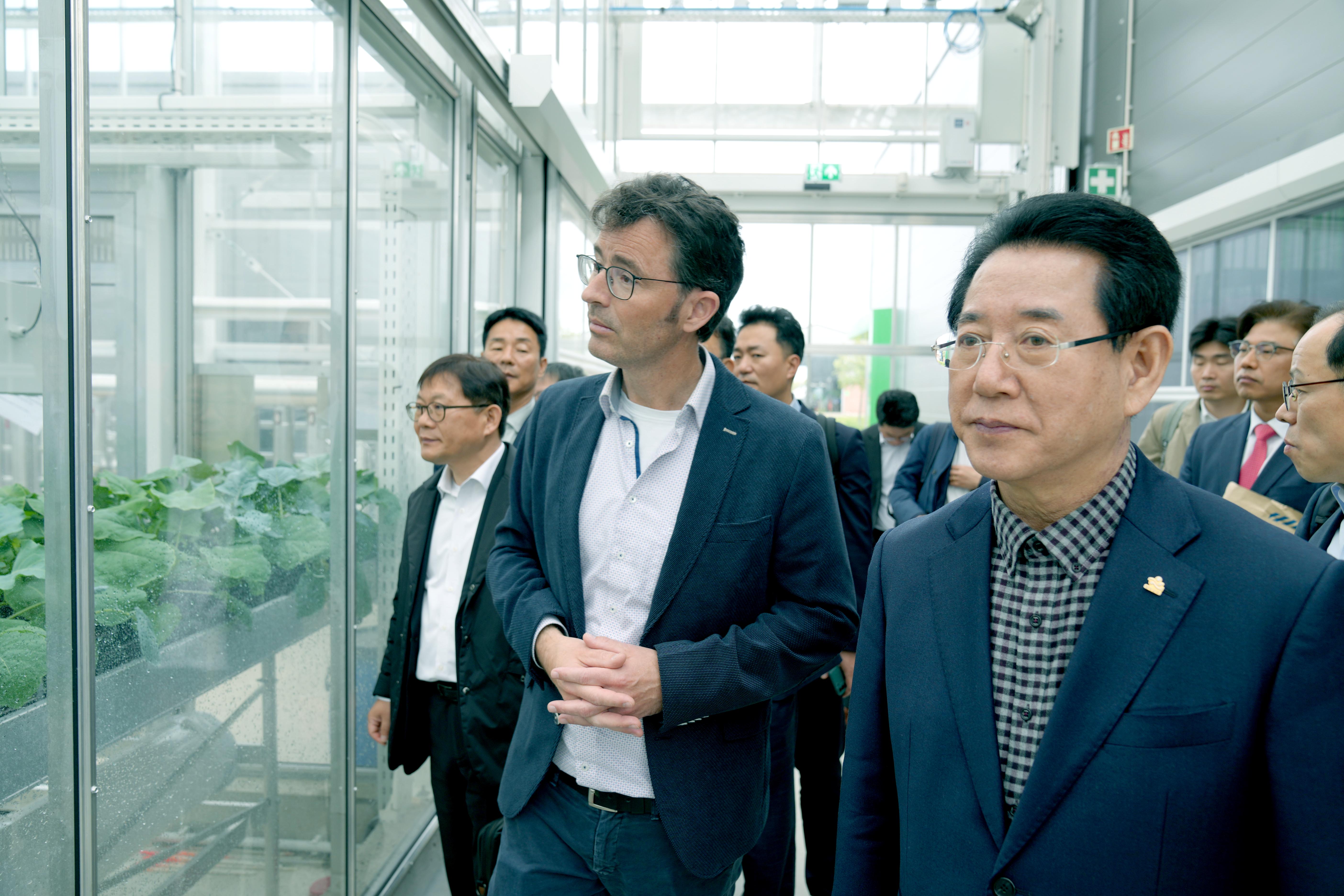 네덜란드 와게닝겐대학 시설원예연구소(NPEC) 방문1