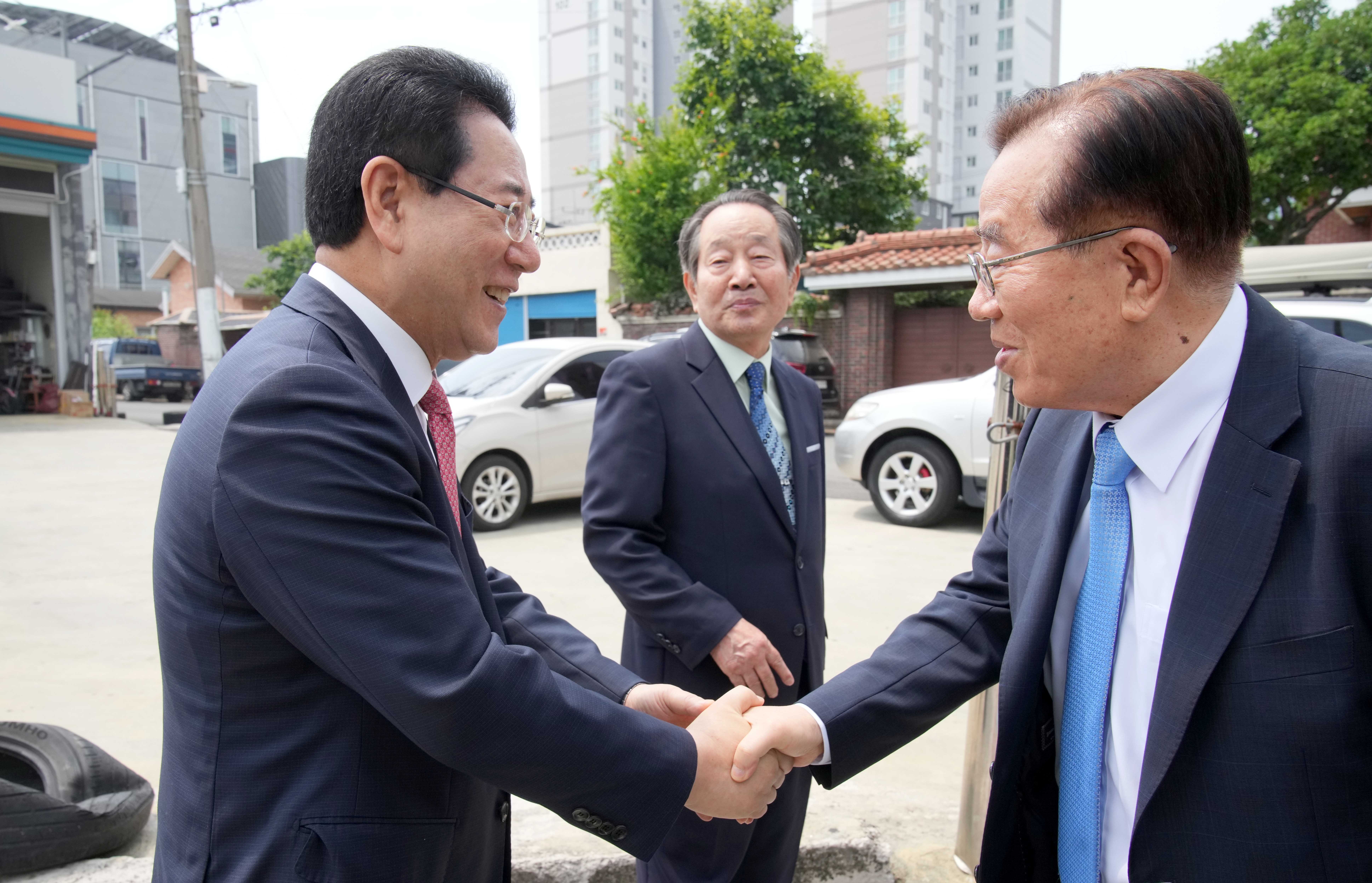 2023역대 도지사초청 글로벌 도정 보고회2