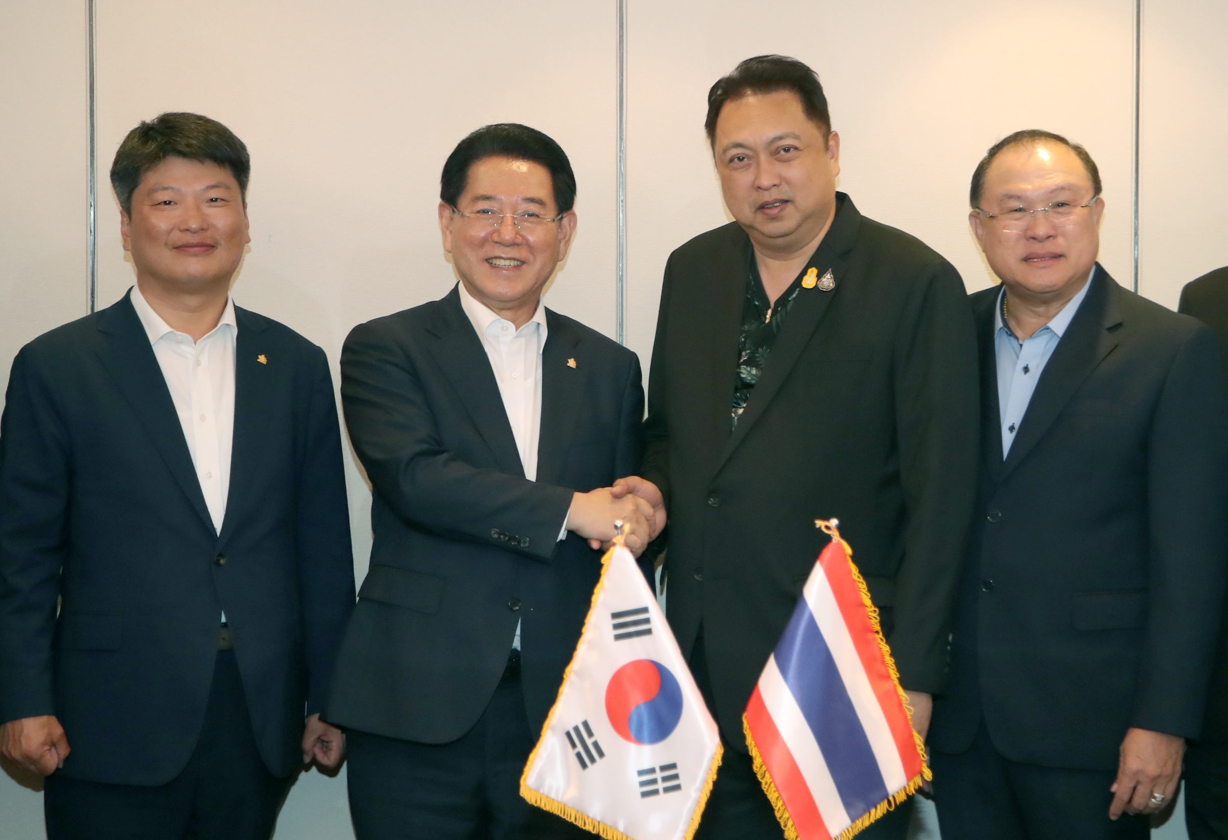태국 수찻 촘클린 노동부장관과  간담회2