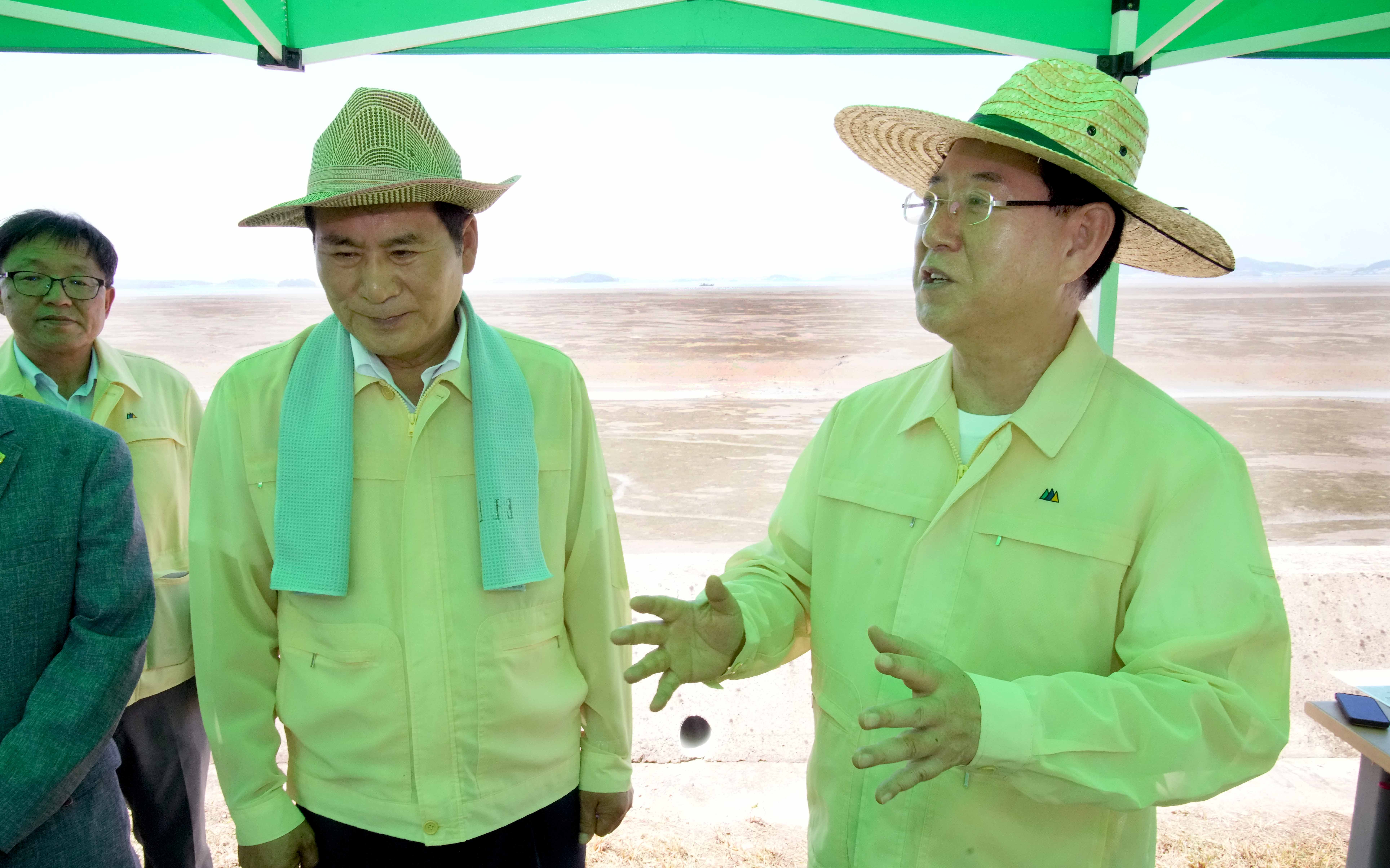 함평만 三郡(영광·함평·무안) 해안일주도로 개설 현장 점검5