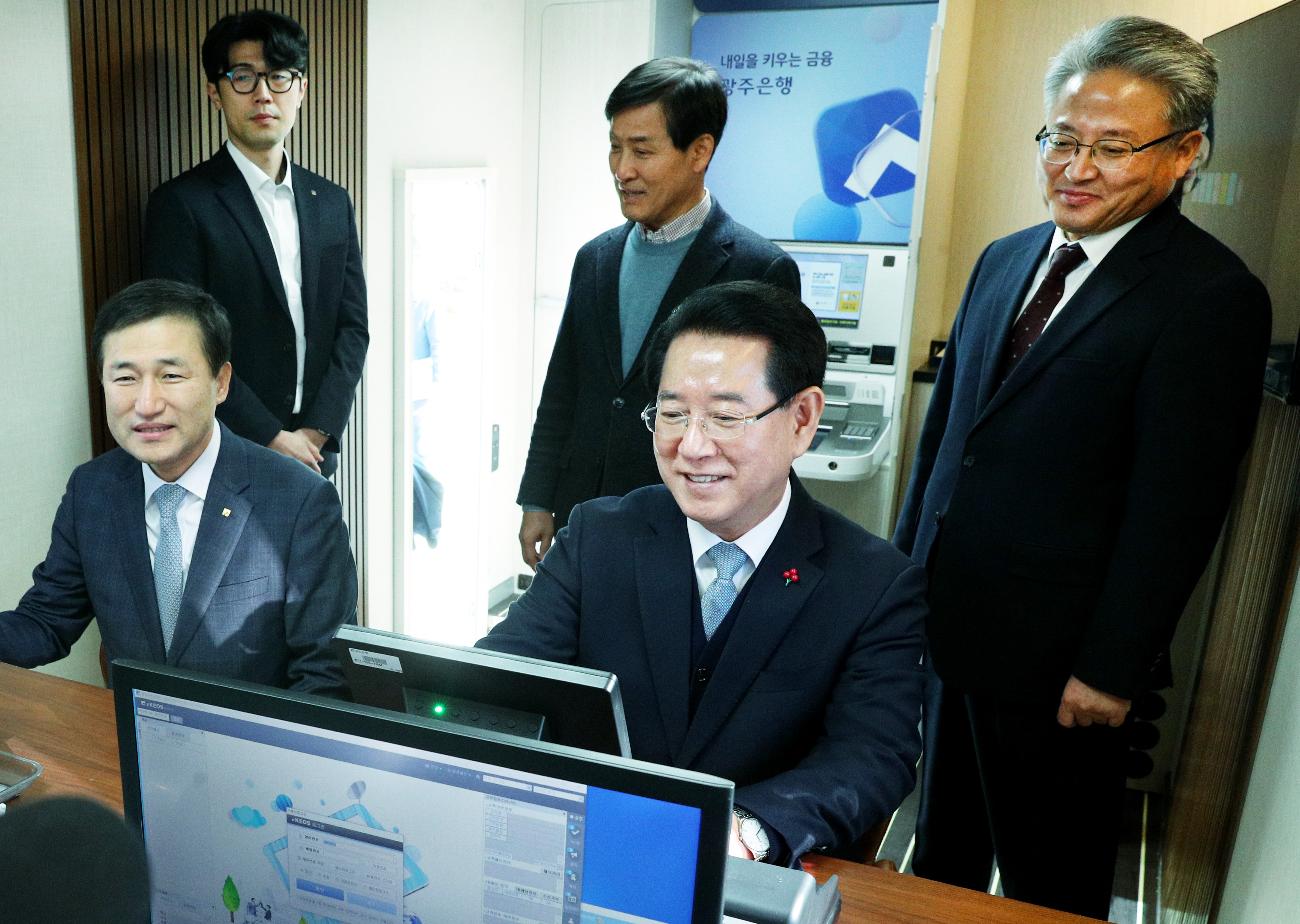 금융버스 운영 및 금융회사 특별출연 업무협약4