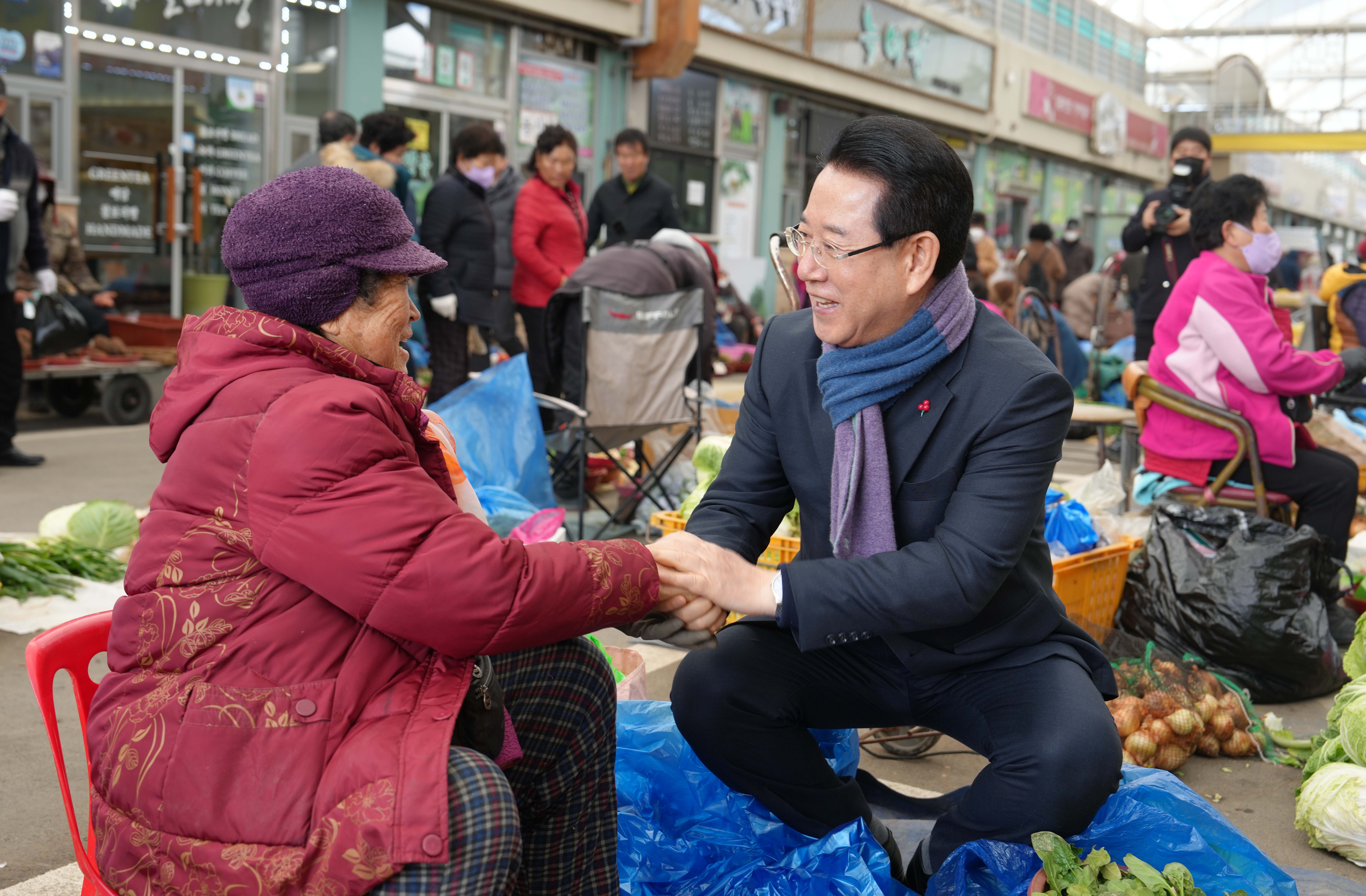 설 명절 맞이 전통시장 장보기2