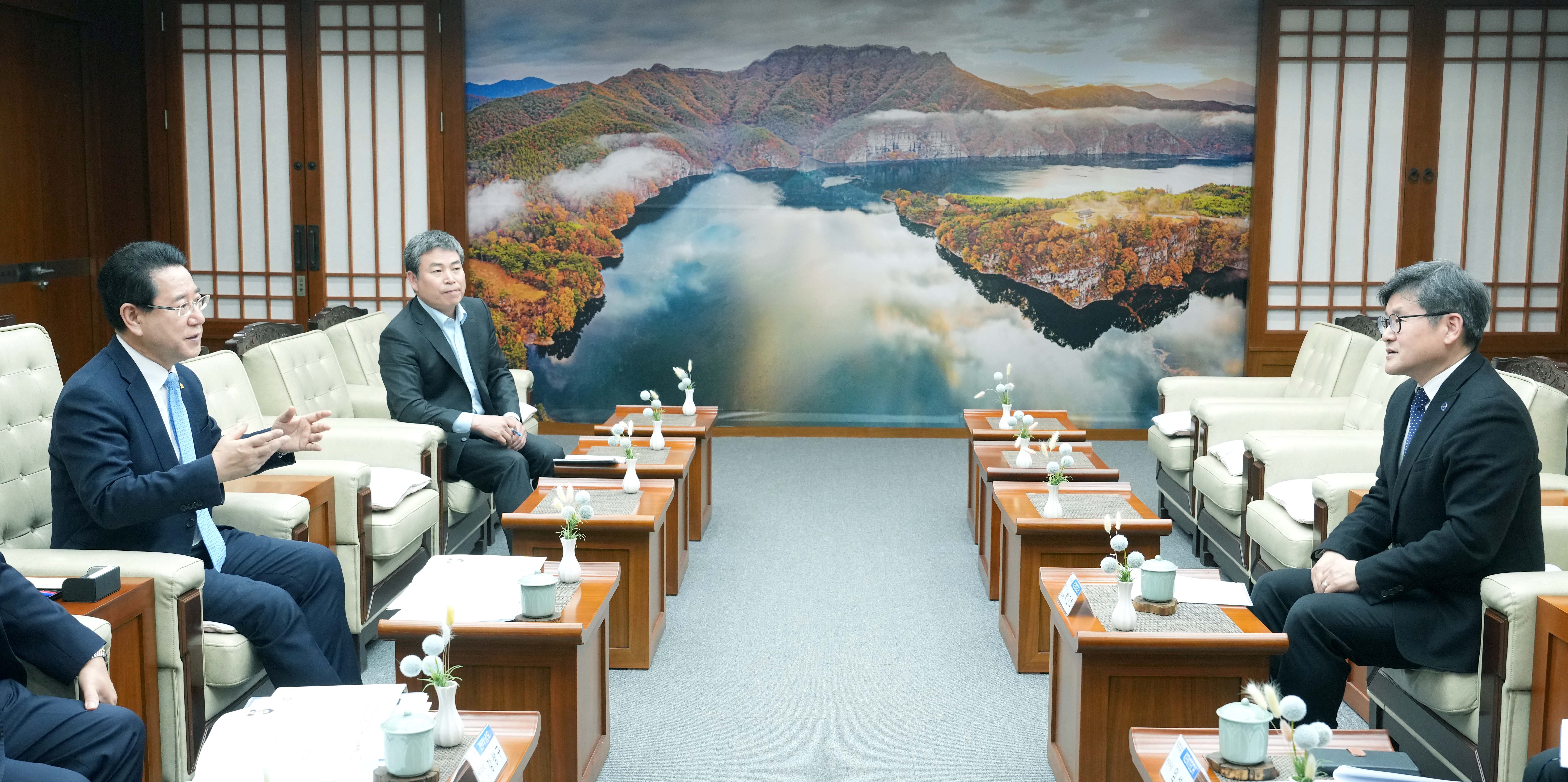 박진호 한국에너지공대총장 직무대행 면담3