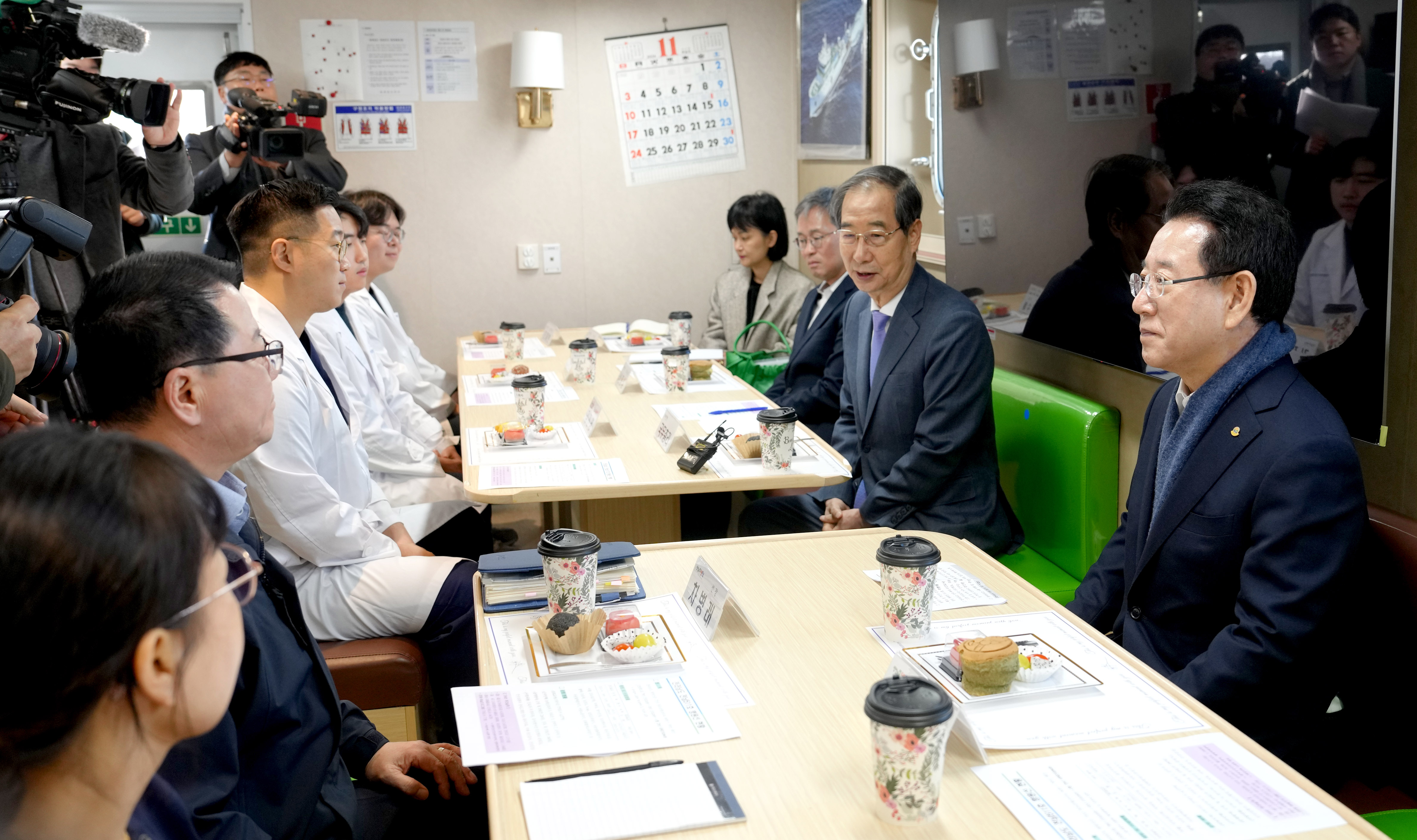한덕수 국무총리 병원선(전남 511호) 방문5