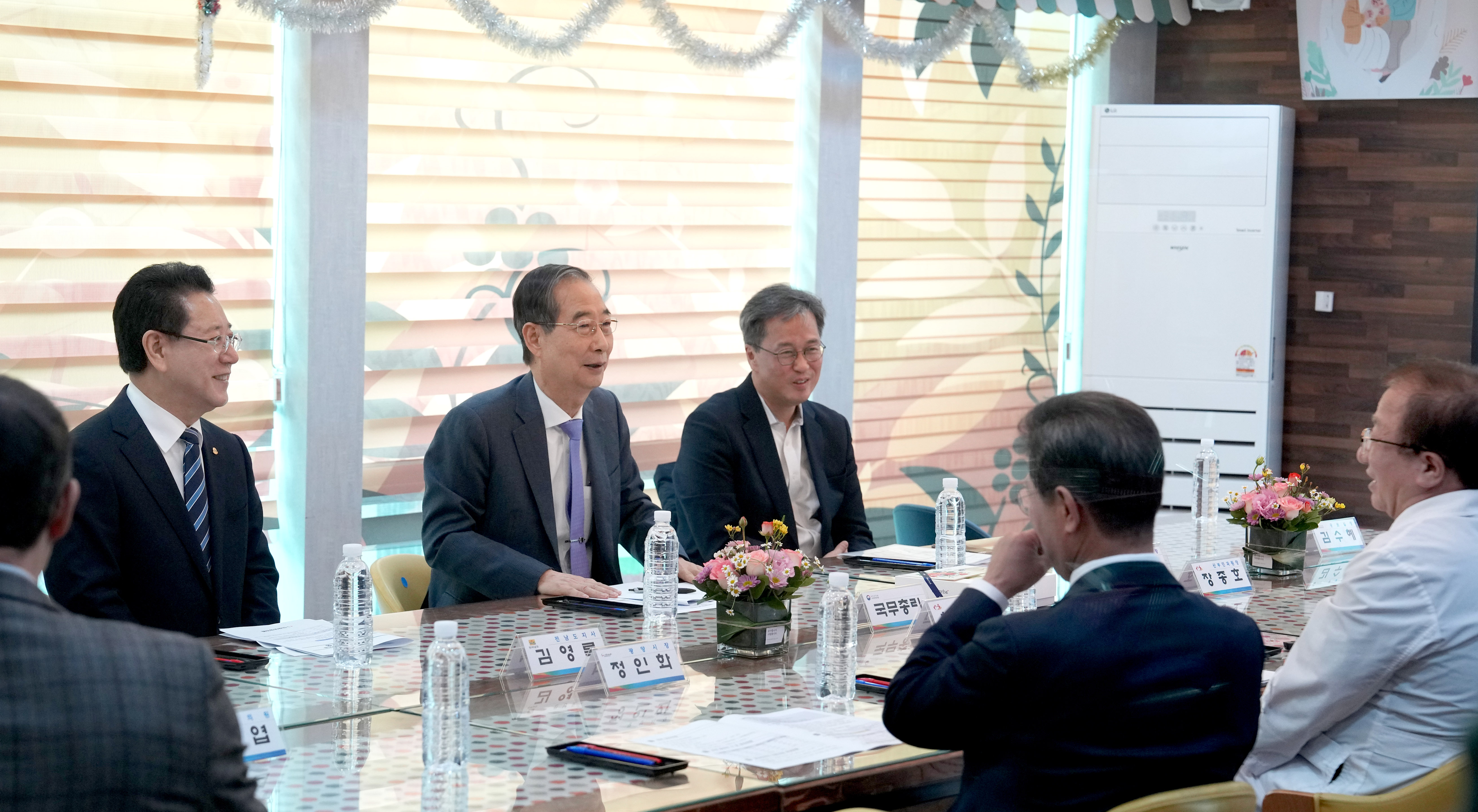 한덕수 국무총리 광양미래여성의원 방문2