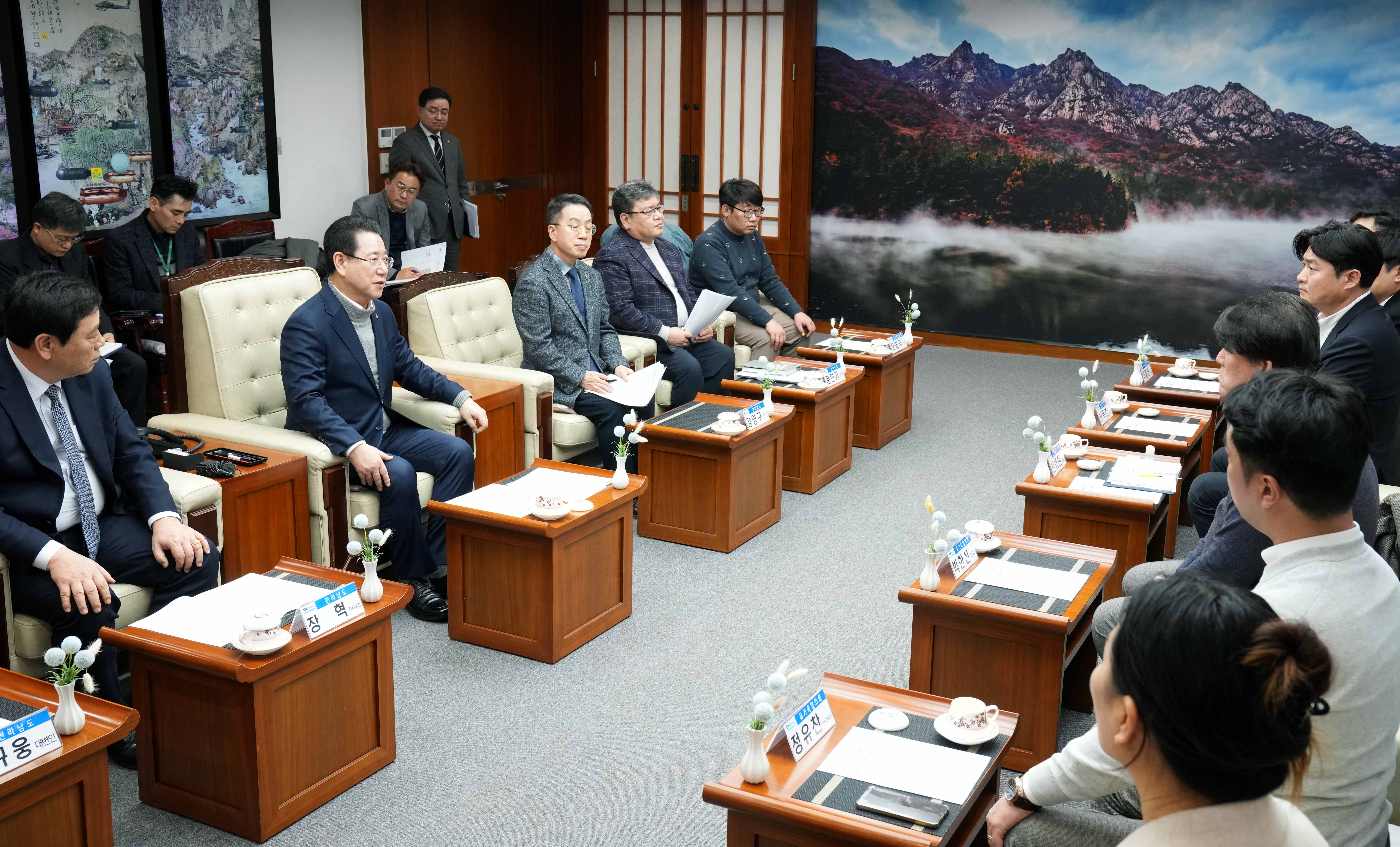 12·29 제주항공 여객기 참사 희생자 유가족협의회 대표단 면담3