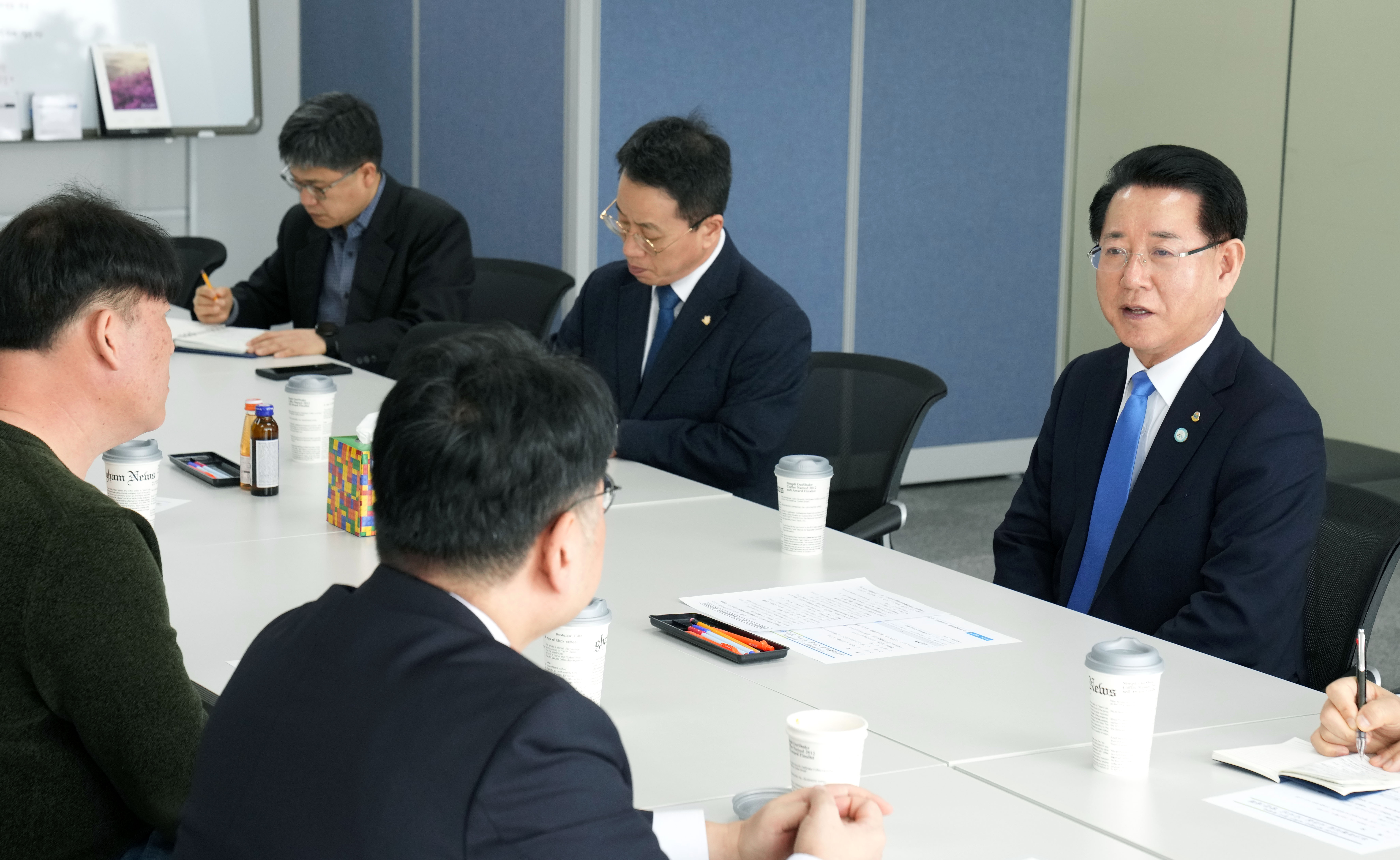 12·29 제주항공 여객기 참사 유가족협의회 사무소 방문3