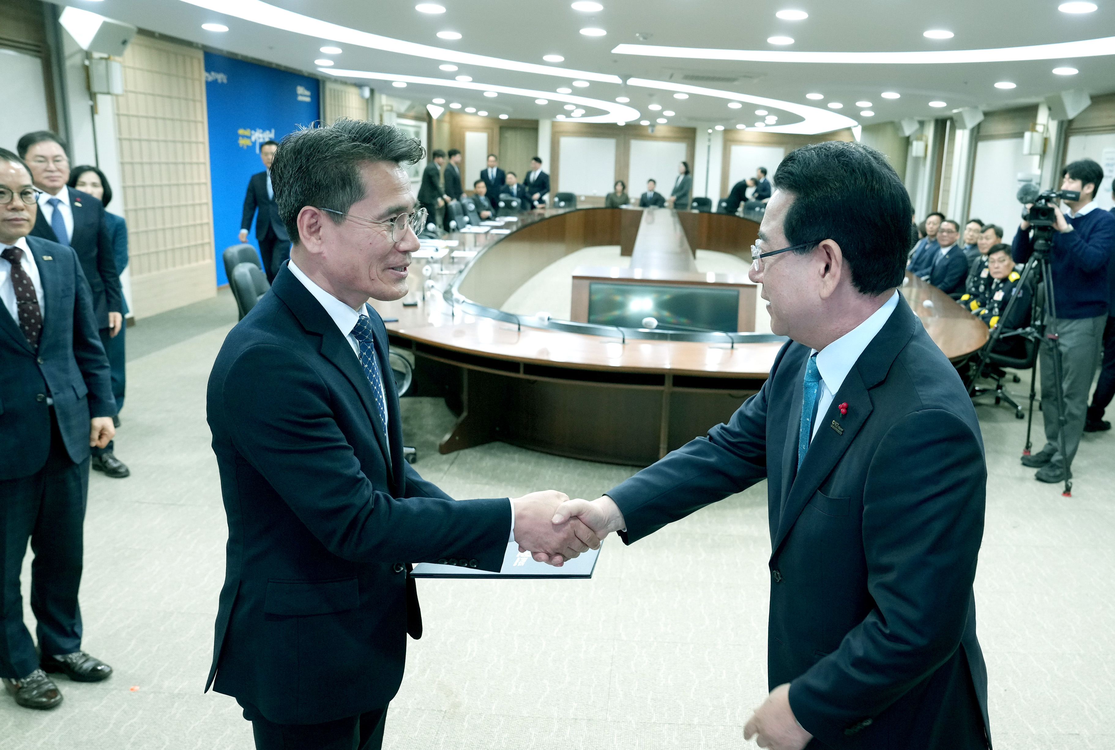 26년 상반기 국·과장급 임명장 수여식6