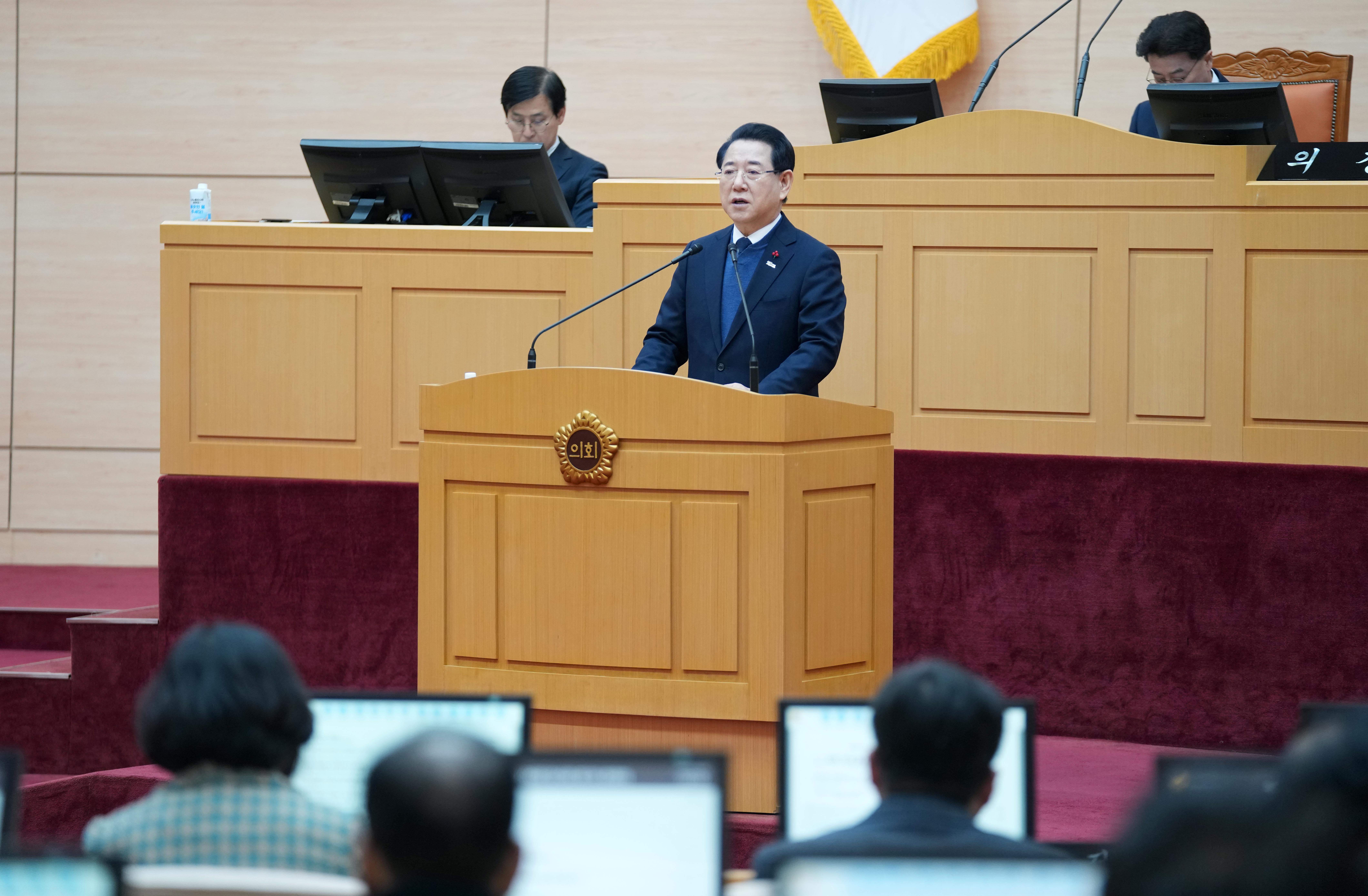 제396회 임시회 제1차 본회의 도정보고2