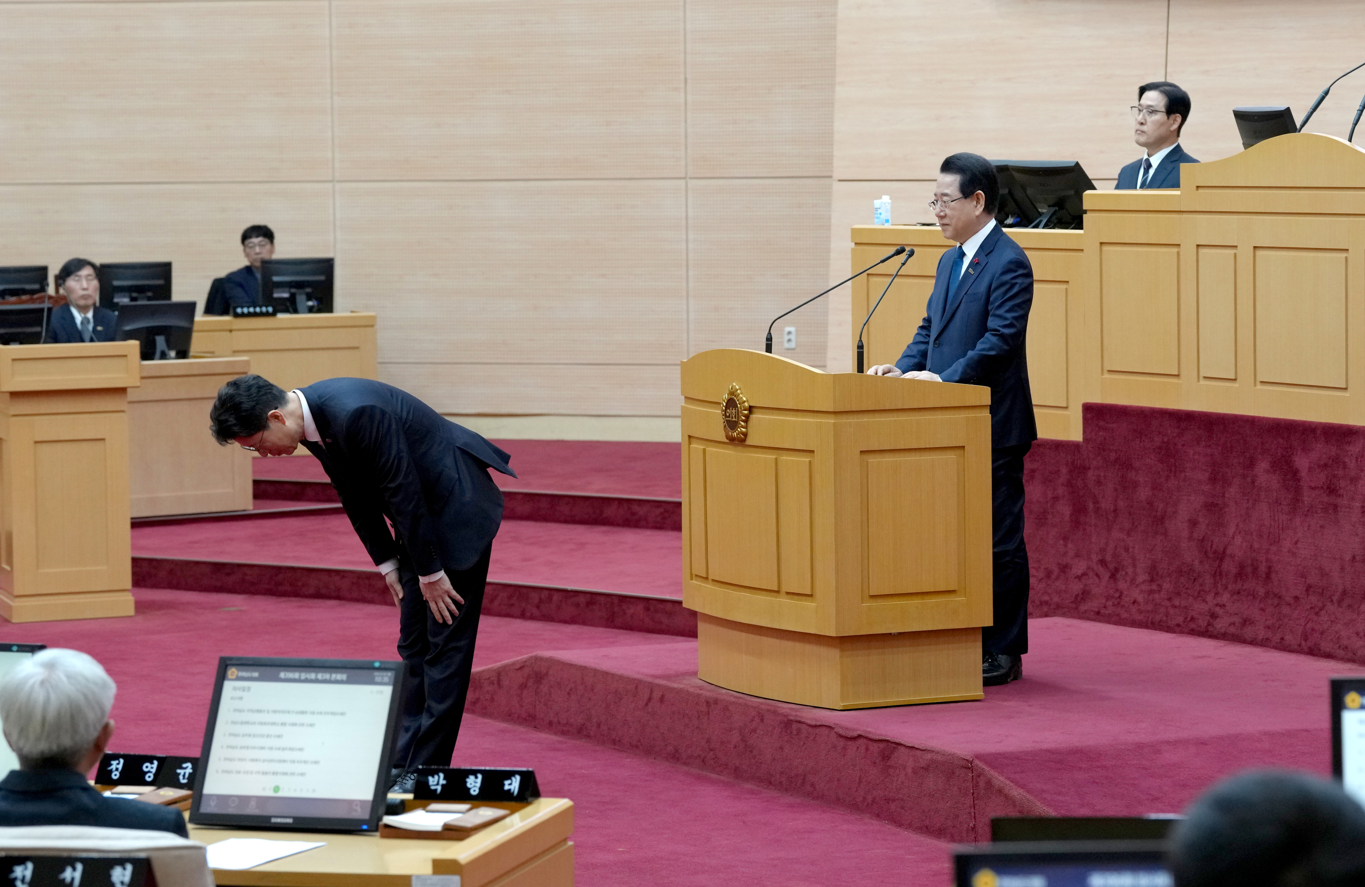 전남도의회 제396회 임시회 제3차본회의2