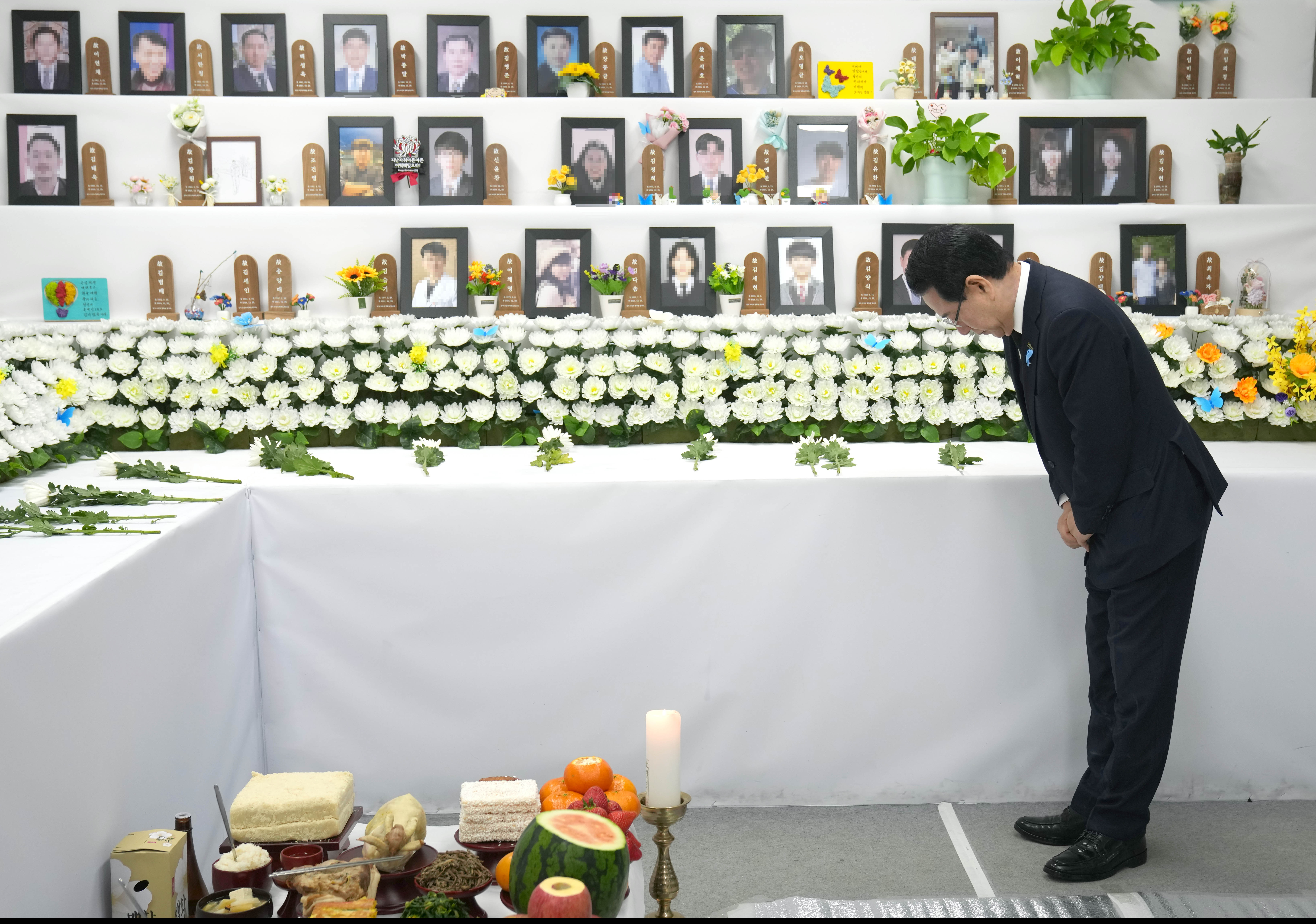 제주항공 여객기 사고 희생자 무안공항 설 명절 합동 차례3