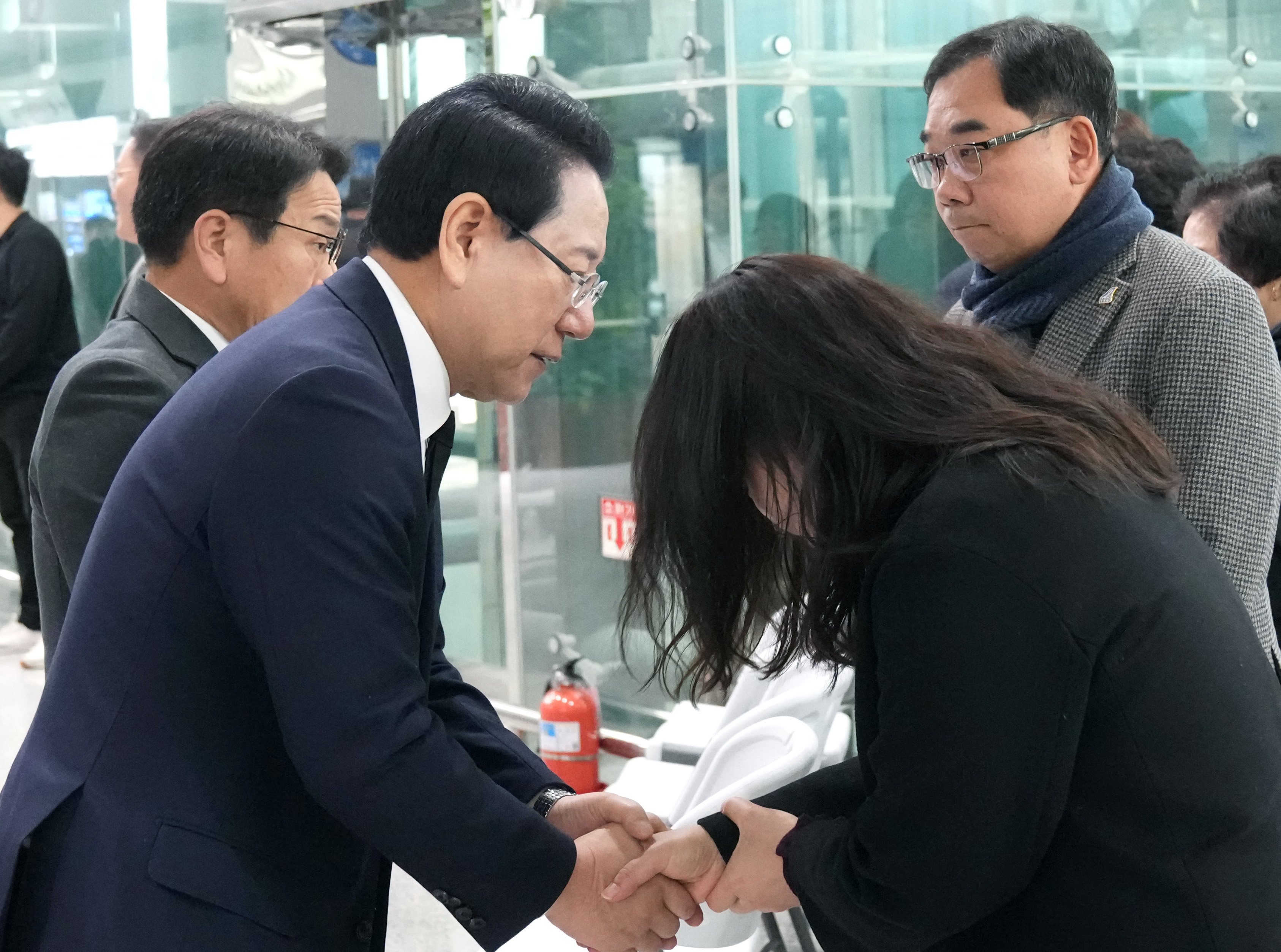 제주항공 여객기 사고 희생자 무안공항 설 명절 합동 차례5