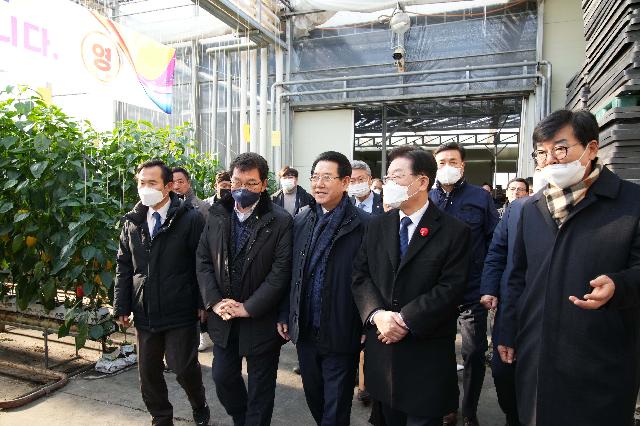 더불어민주당 경청투어 농업현장 방문