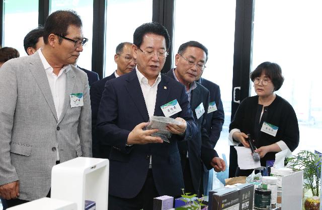 흑하랑 상추 가공제품 일본 수출 상차식