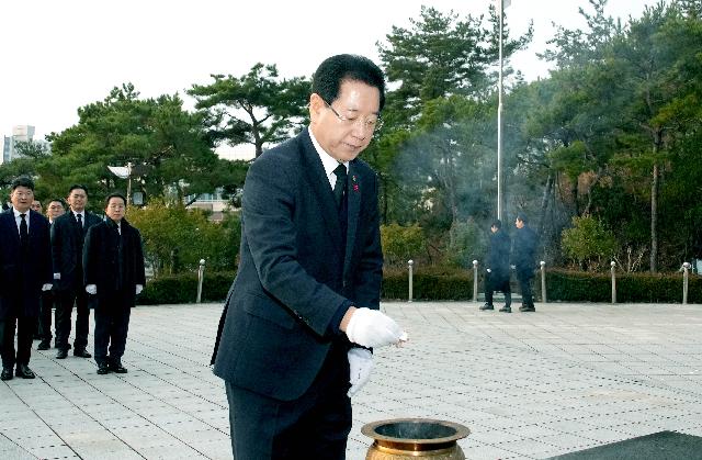 갑진년 새해 목포 현충탑 참배