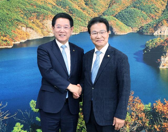 김용판 국회의원 면담