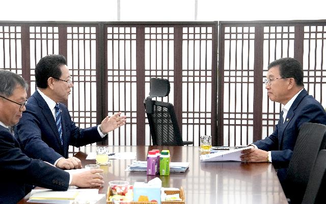 신정훈 국회 행안위원장 면담