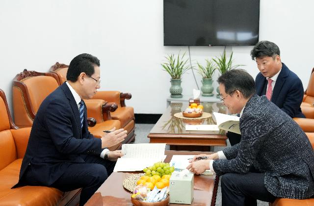 허영 민주당 예결위 간사 면담