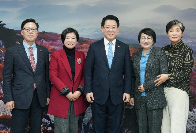 양연옥 한국 탄소중립 실천 자원봉사 총연합회 총재 면담