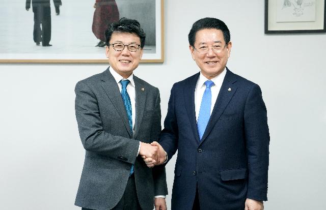 진성준 더불어민주당 정책위의장 면담