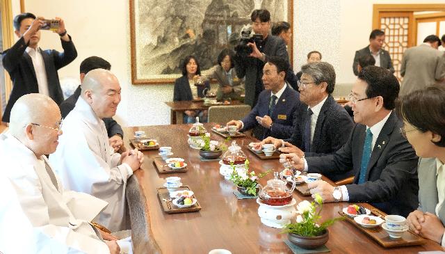 불기 2569년 부처님 오신날 구례 화엄사 방문