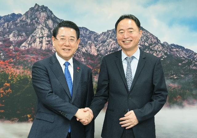 이명준 전임 서해지방해양경찰청장 면담