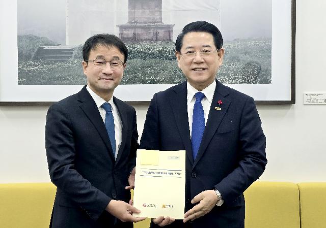 한병도 민주당 원내대표에게 (가칭)‘광주·전남특별시 설치를 위한 특별법’ 제정안 2월 국회 통과 건의