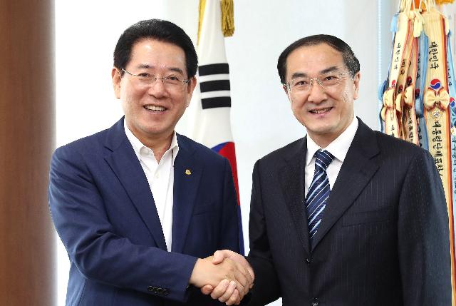 쑨셴위 주광주중국총영사 면담