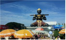 캄보디아-불교 상징물(동상 및 장식)을 활용한 경관조성 1