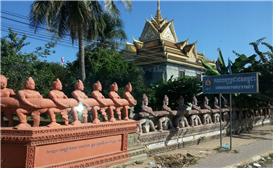캄보디아-불교 상징물(동상 및 장식)을 활용한 경관조성 2